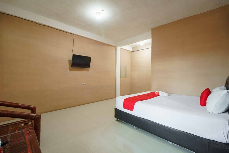 Reddoorz Syariah Hotel Enasti Berastagi