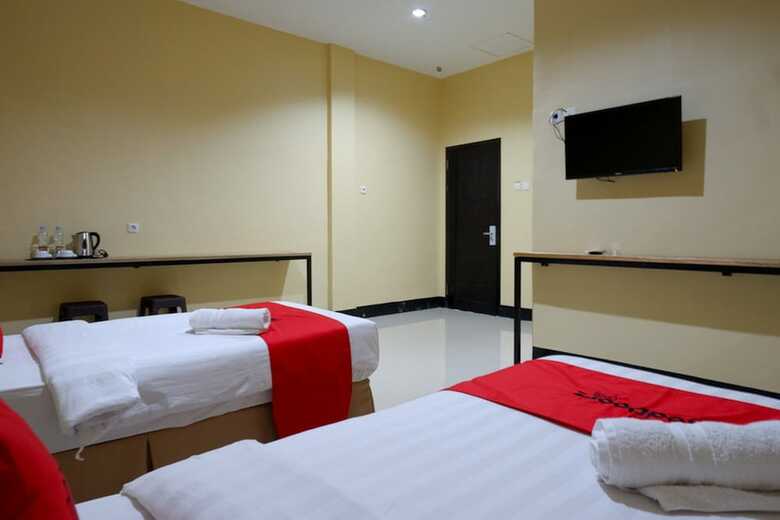 Reddoorz @ G Hotel Luwuk