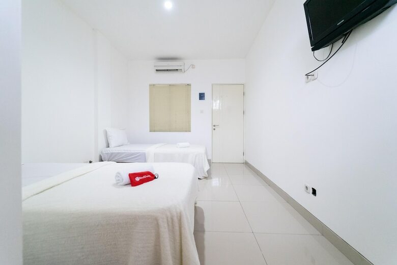 Hotel Koolkost Near Ragunan Zoo