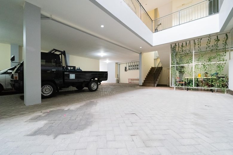 Hotel Koolkost Near Ragunan Zoo