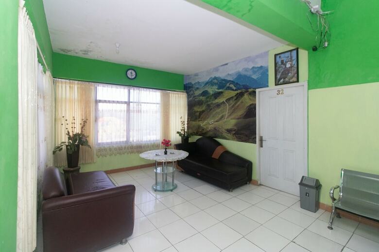 Hotel Reddoorz @ Frans Seda Kupang