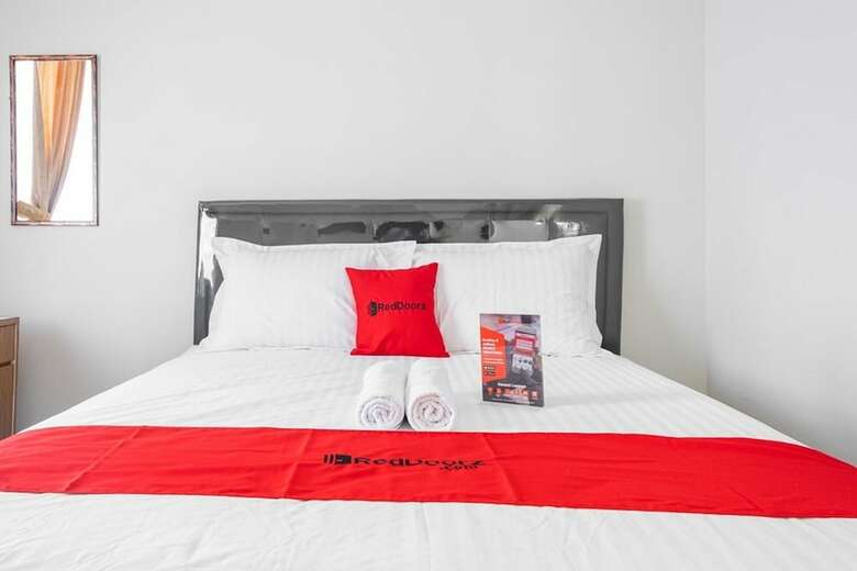 Hotel Reddoorz Near Siloam Karawaci 3
