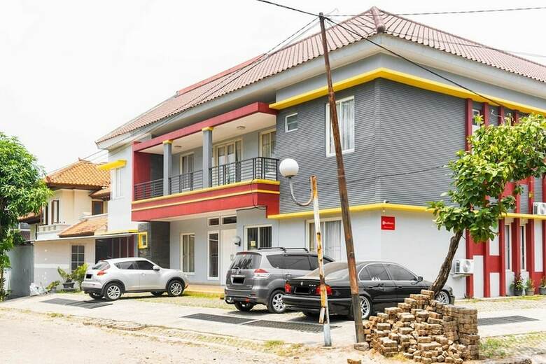 Hotel Reddoorz Near Siloam Karawaci 3
