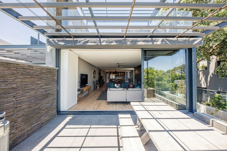 Villa Little Glen Views
