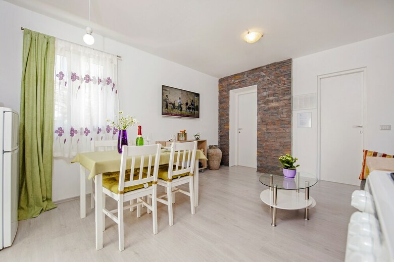 Apartamentos Casa Cerin