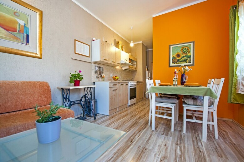 Apartamentos Casa Cerin