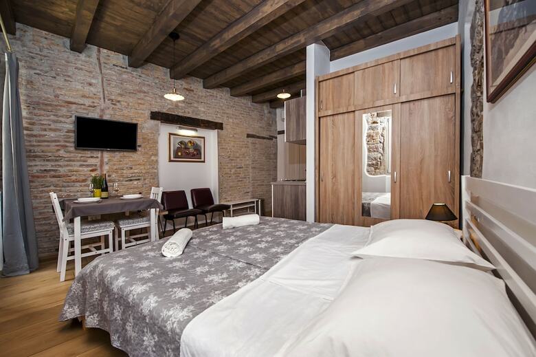 Apartamentos Casa Kaligari