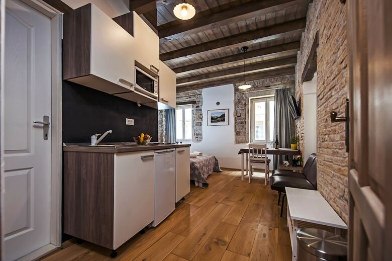 Apartamentos Casa Kaligari