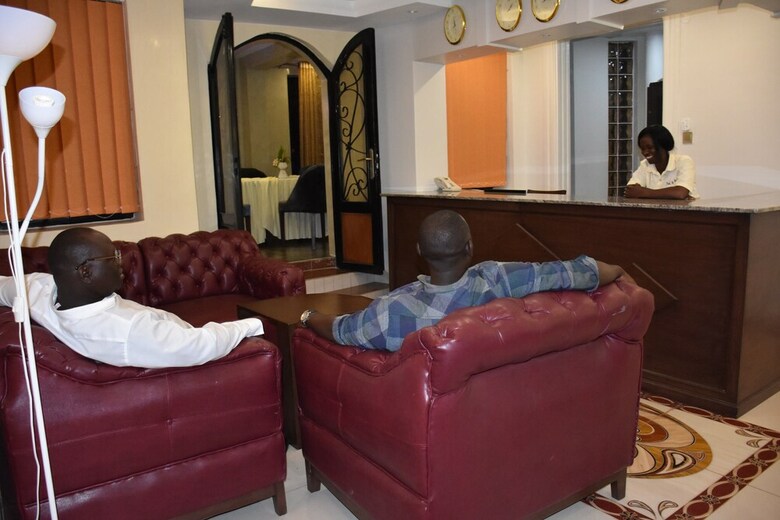 Hotel Pent House Inn Namugongo