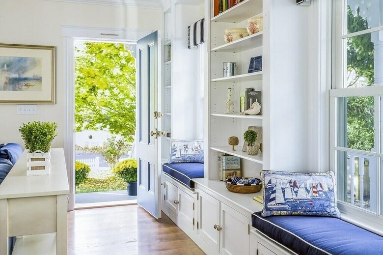 411 Stage Harbor Road - Six Bedroom House