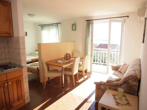 Apartments Adria
