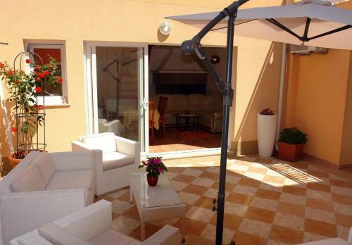 Apartments Iva