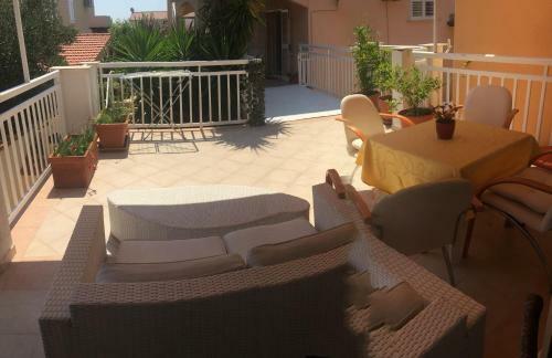 Apartments Iva