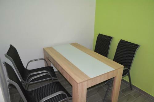 Apartments Dubas