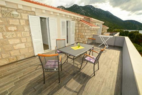 Apartments Dubas