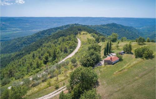 Holiday Home Oprtalj Krizisce
