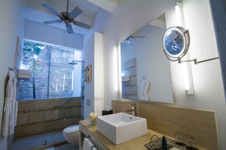 Hotel Lm A Luxury Boutique Hotel
