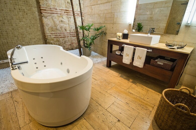 Hotel Lm A Luxury Boutique Hotel