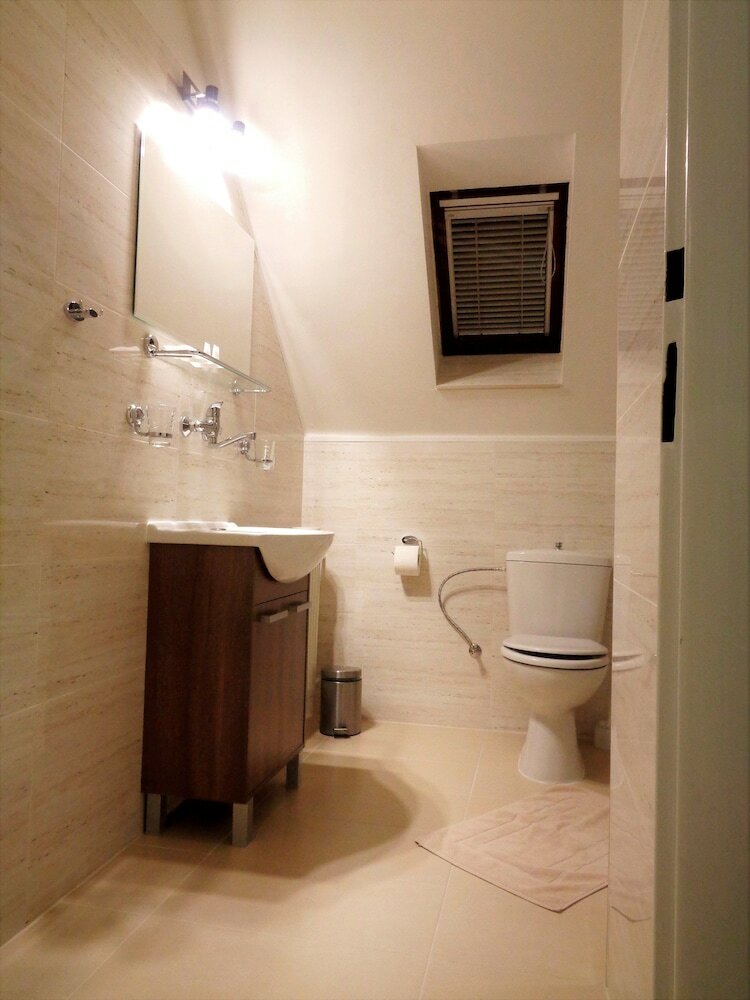 Hotel Penzi�n Tiberia