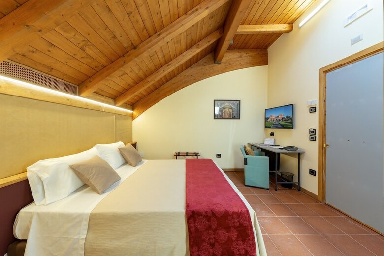 Villa Signorini Events & Hotel