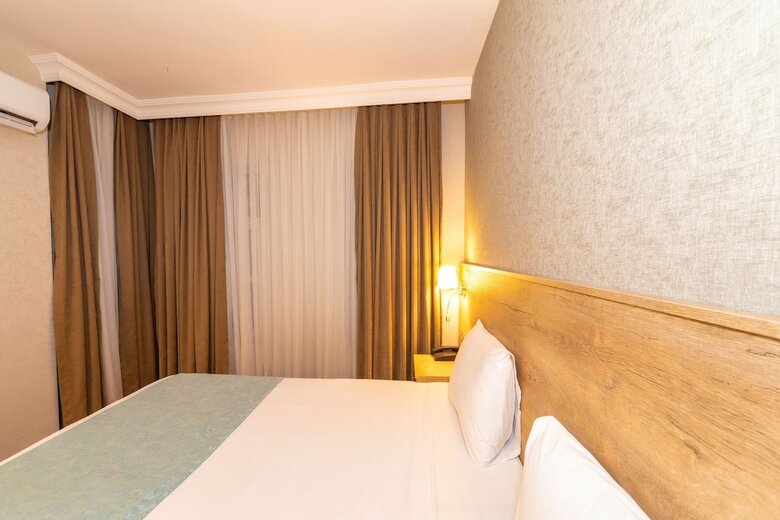 Sunlight Hotel