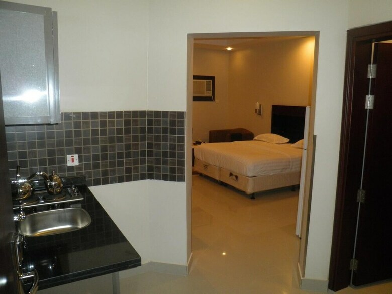 Marahal Kharj Aparthotel 1