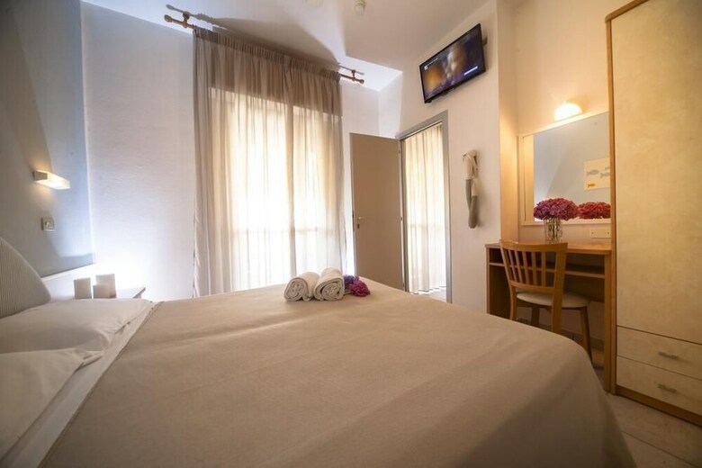 Hotel Antares
