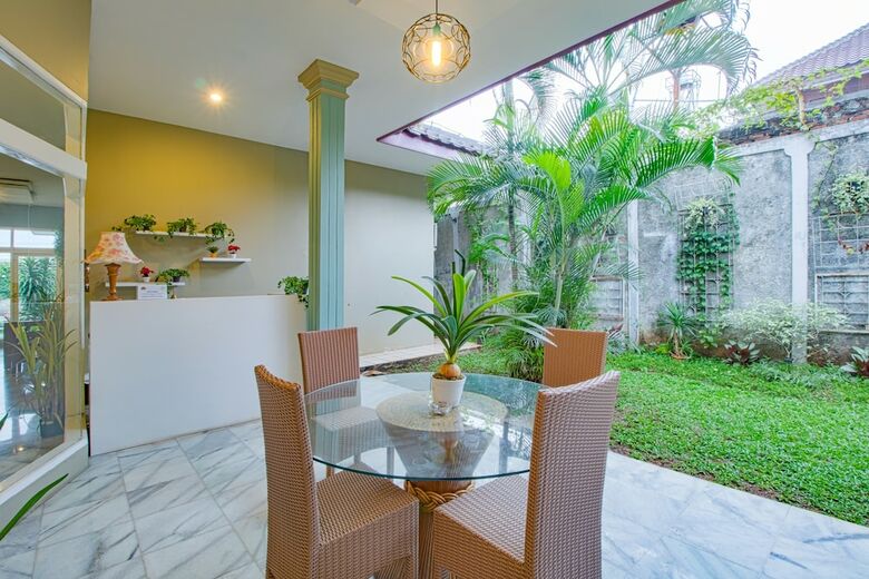 Hotel Widjoyo Rahayu Cilandak 8a