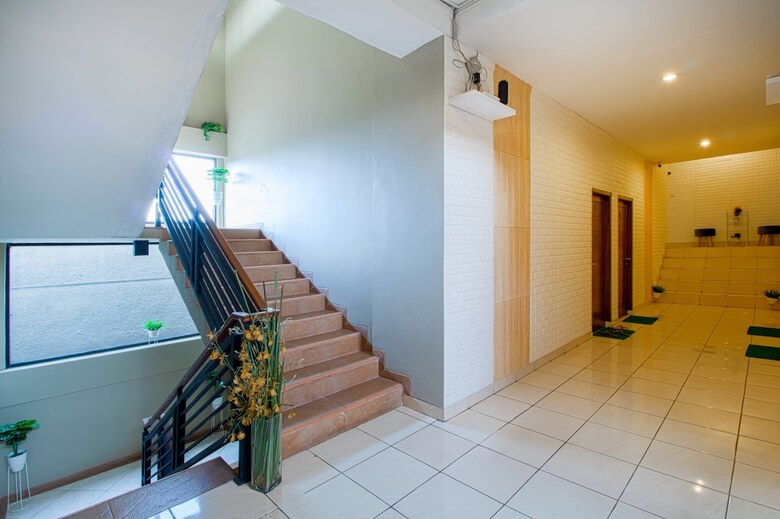 Hotel Widjoyo Rahayu Cipete 14