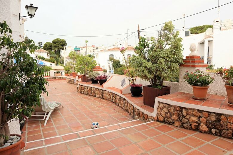 Los Pinos 29 Villas Casasol