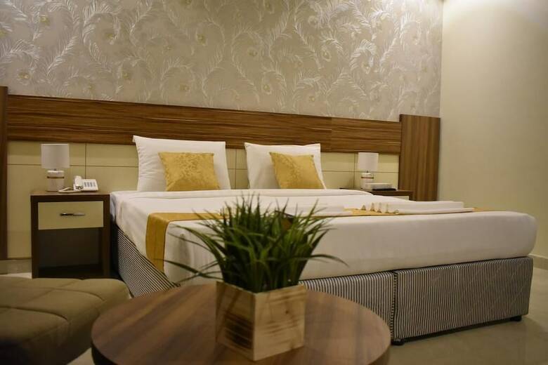 Snood Alnoor Hotel