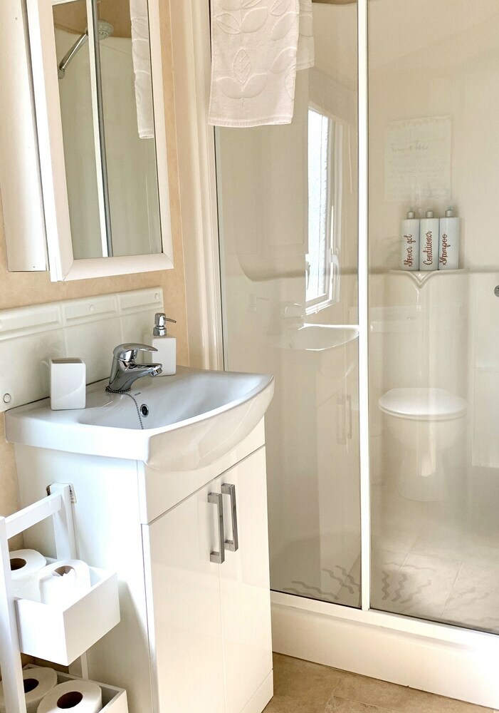 Cabana Charming 2-bed House