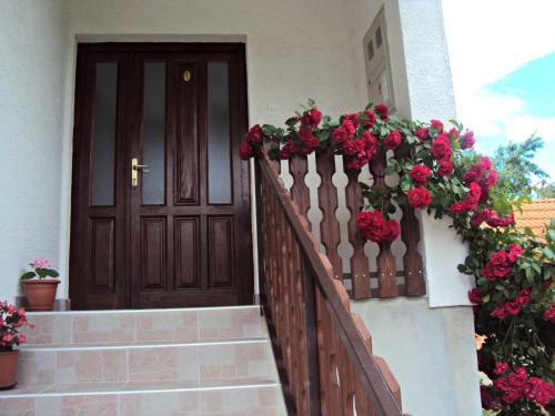 Apartments Ivona