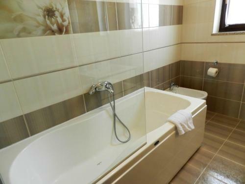 Apartments Smaragdna Villa