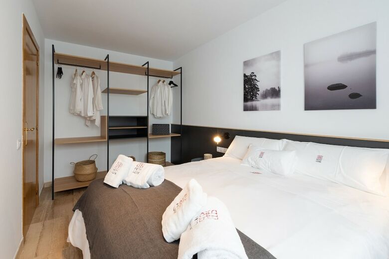 Apartamentos Petit Luxe Egara