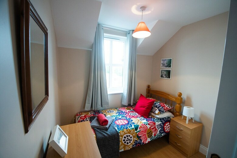 Modern Central Three Bedroom House