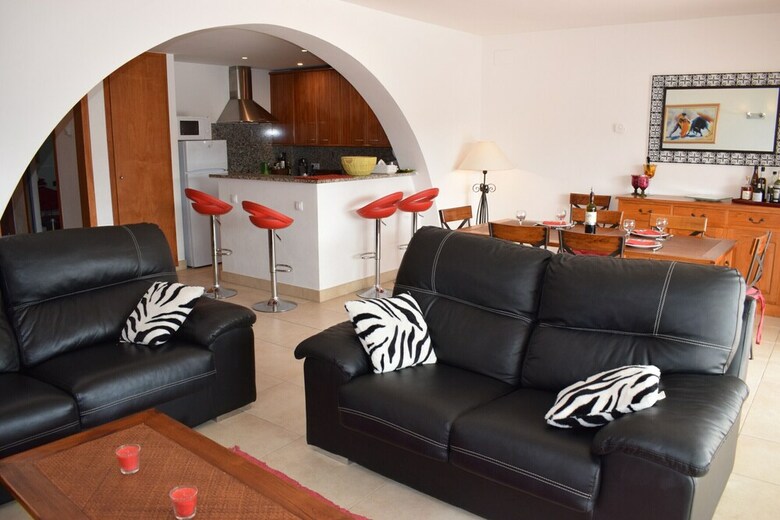 Apartamento 306-magn�fica Casa Con Piscina Y Amarre