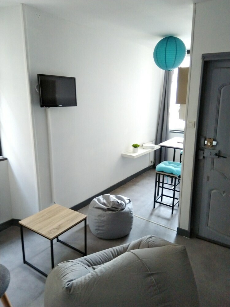 Apartamento Studio In Tulle, With Wifi