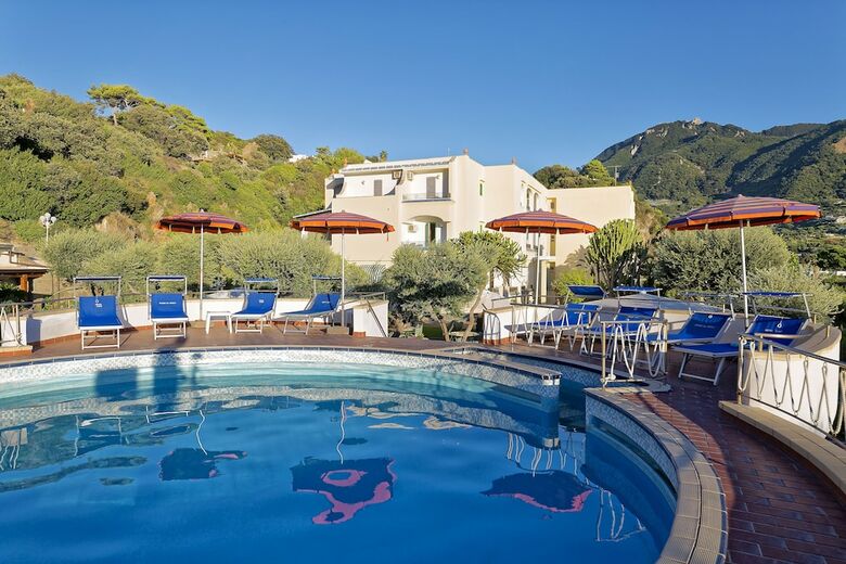 Hotel Zaro