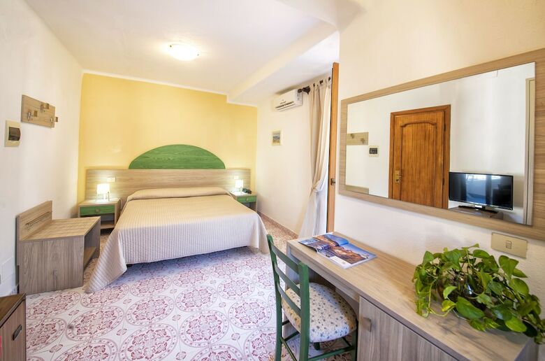 Hotel Zaro