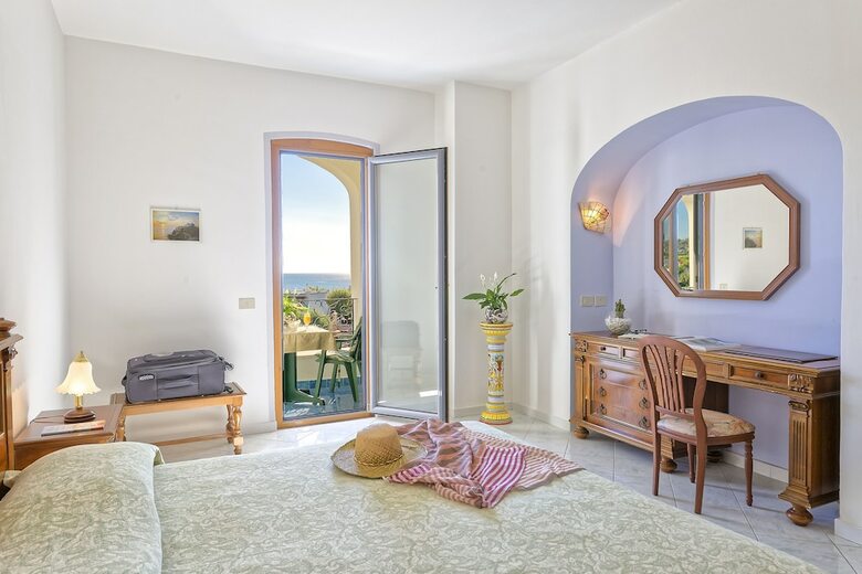 Hotel Zaro
