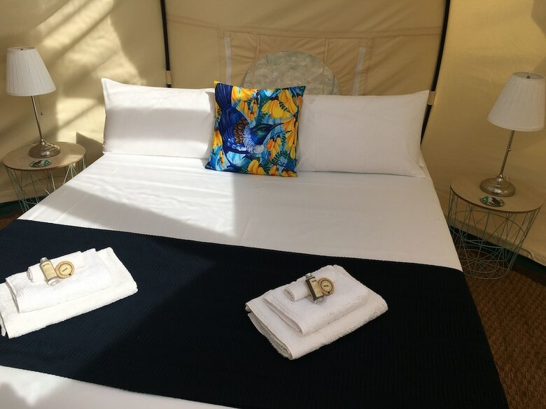 Bed & Breakfast Tui's Nest Glamping