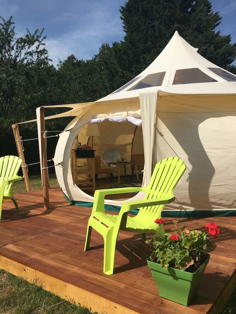 Bed & Breakfast Tui's Nest Glamping