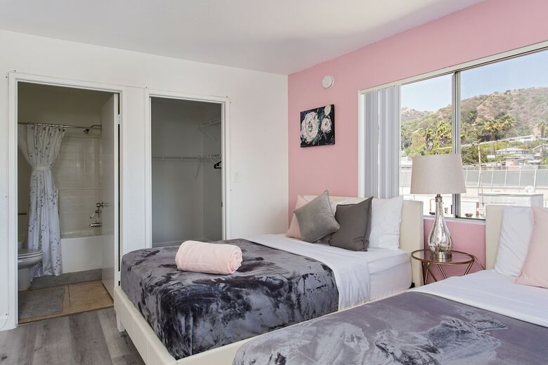 Apartamentos Extravagant Hollywood Cosmo Suites