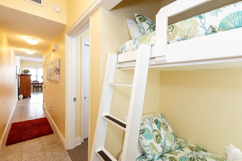 Waters Edge 201 By Brooks And Shorey Resorts