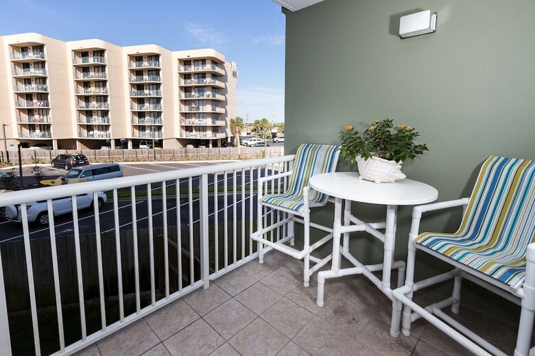 Waters Edge 201 By Brooks And Shorey Resorts