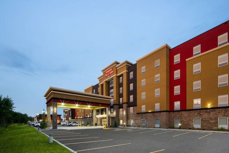 Hotel Hampton Inn & Suites Edmonton St. Albert, Ab