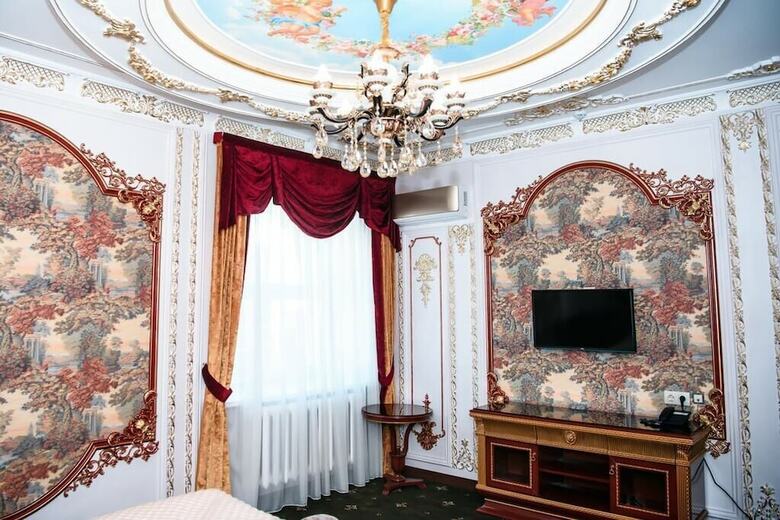 Hotel Lion