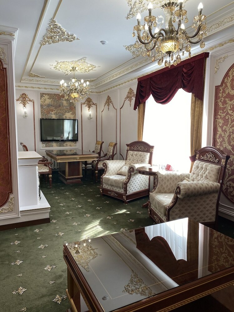 Hotel Lion