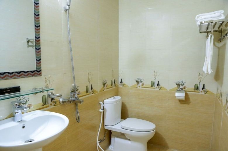 Van Xuan Royal Hotel